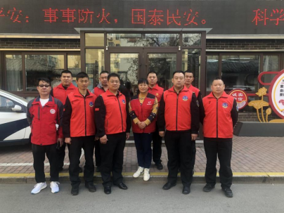 做永不生锈的螺丝钉 书写新时代“雷锋故事”1809.png