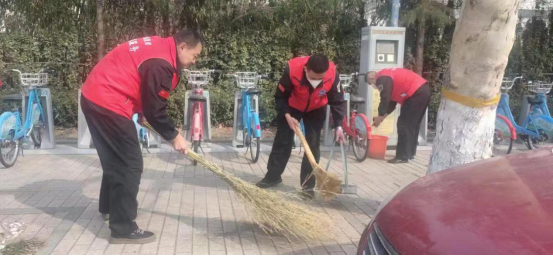 做永不生锈的螺丝钉 书写新时代“雷锋故事”2414.png