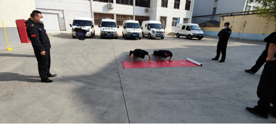 昌邑大队开展体能达标和押运专项技能考核355.png